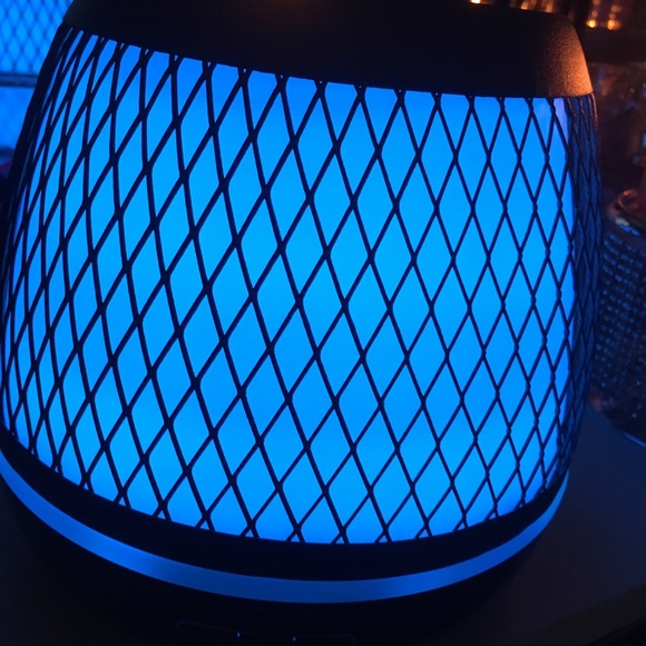 Color changing oil diffuser - Picture 6 of 8